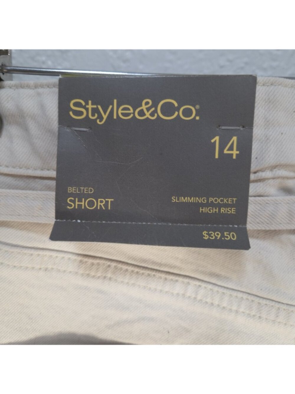 Style&Co. Womens Size 14 Cream Belted Shorts High Rise Slimming Pocket - Picture 13 of 16